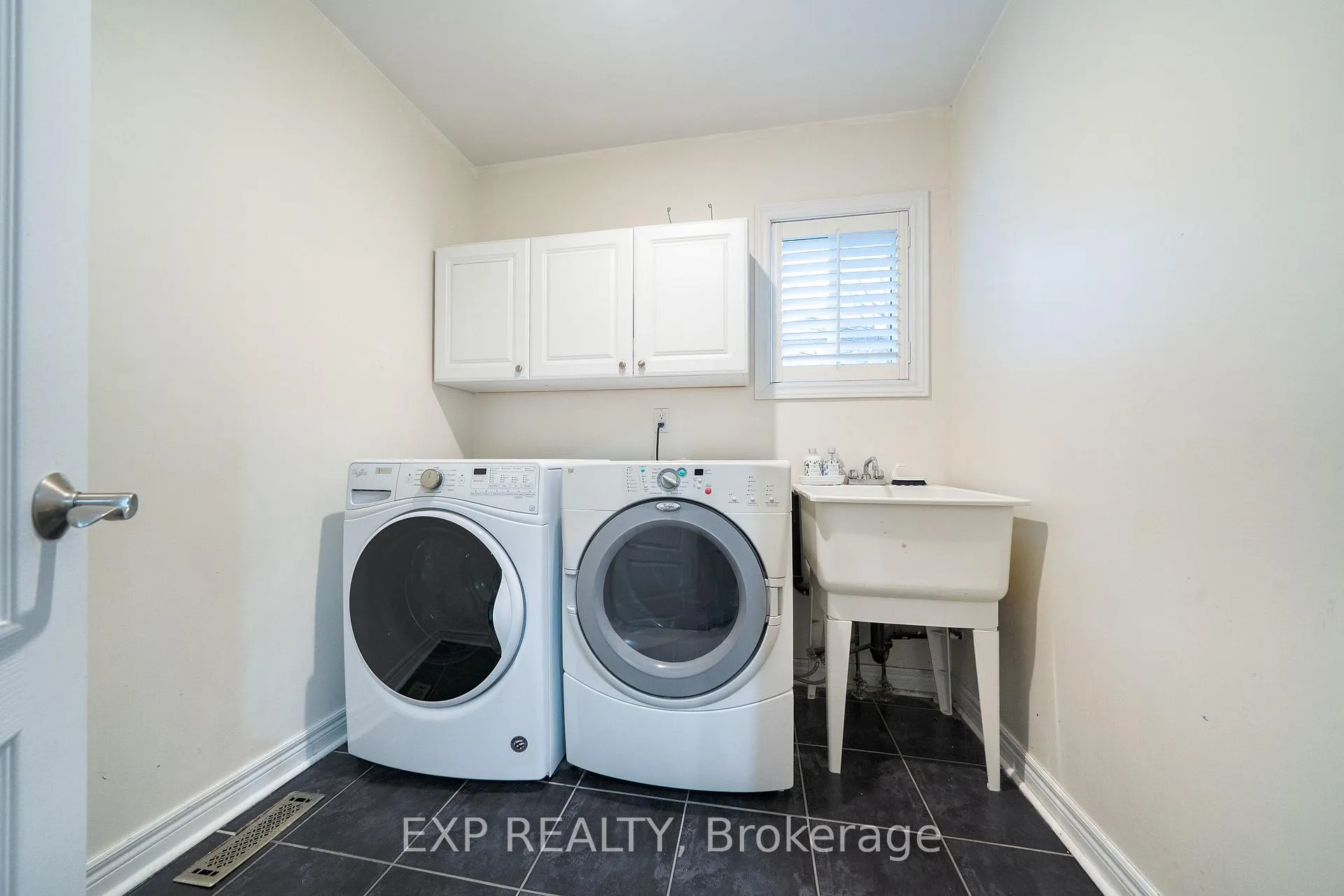 Photo 21 of 148 Devonsleigh Boulevard, Richmond Hill, Devonsleigh — HOMEH