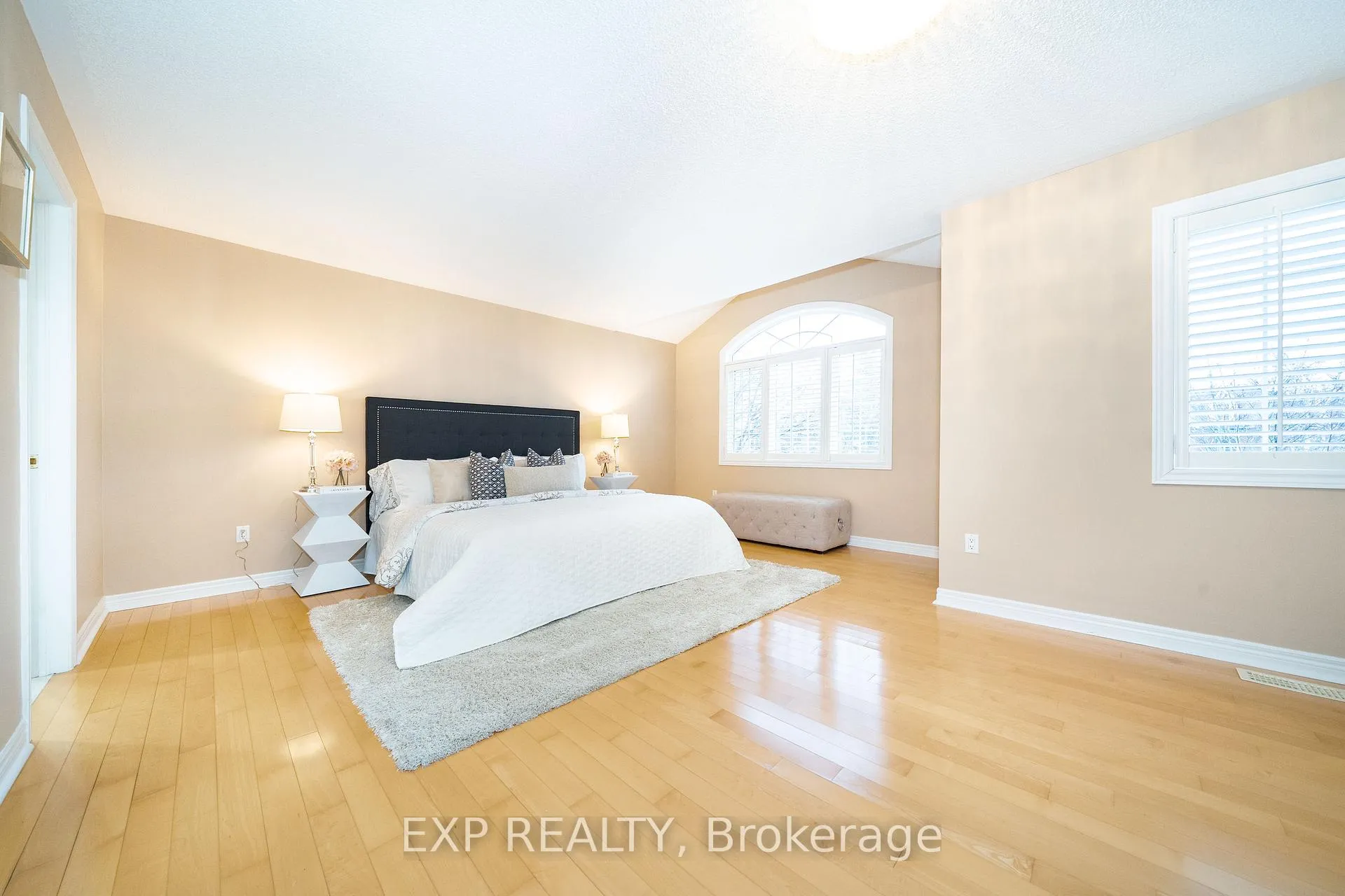 Photo 31 of 148 Devonsleigh Boulevard, Richmond Hill, Devonsleigh — HOMEH