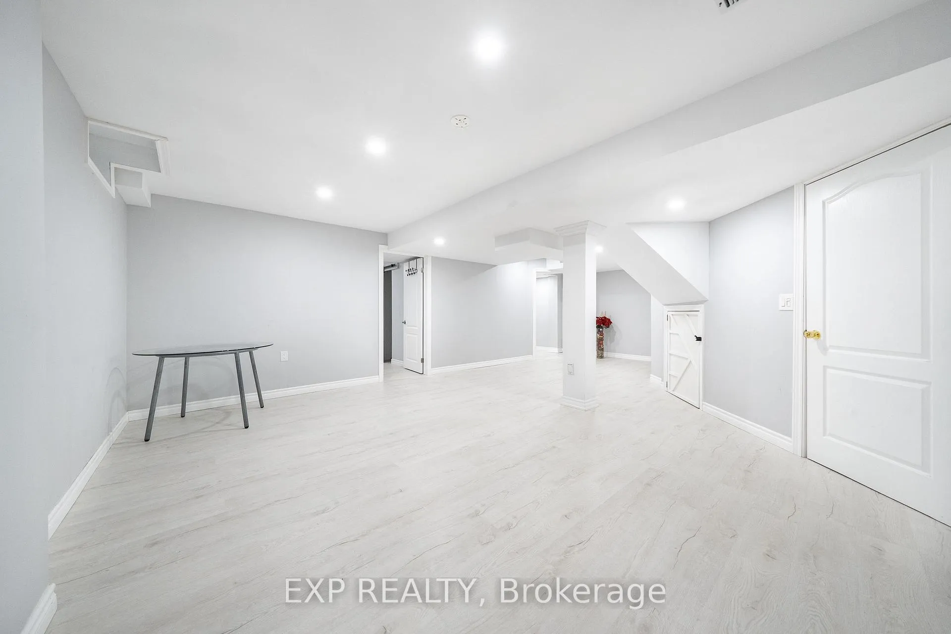 Photo 37 of 148 Devonsleigh Boulevard, Richmond Hill, Devonsleigh — HOMEH
