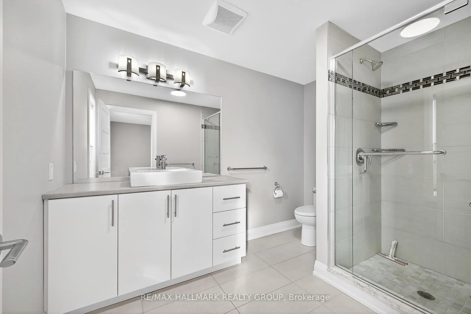 Photo 34 of 114 Rita Avenue, Ottawa, Meadowlands/St. Claire Gardens — HOMEH