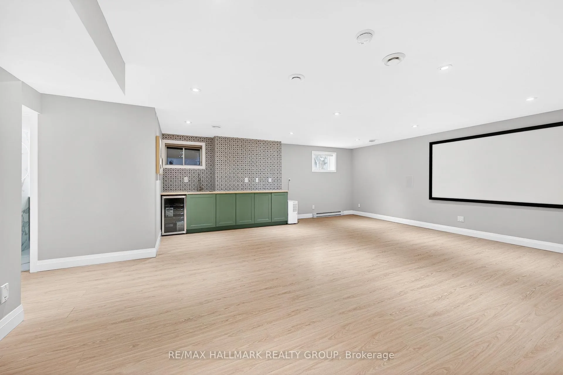 Photo 37 of 114 Rita Avenue, Ottawa, Meadowlands/St. Claire Gardens — HOMEH