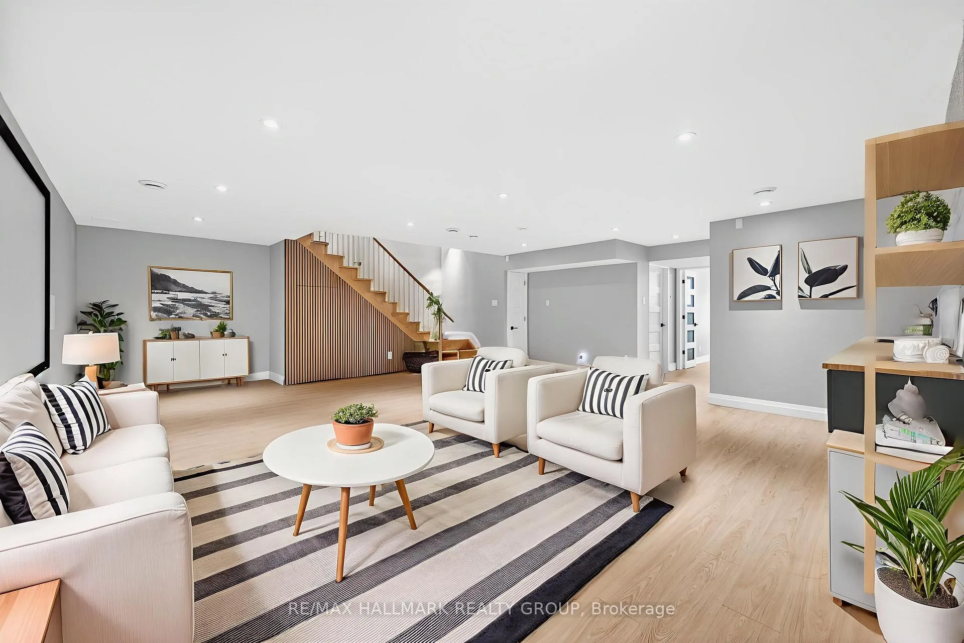 Photo 39 of 114 Rita Avenue, Ottawa, Meadowlands/St. Claire Gardens — HOMEH