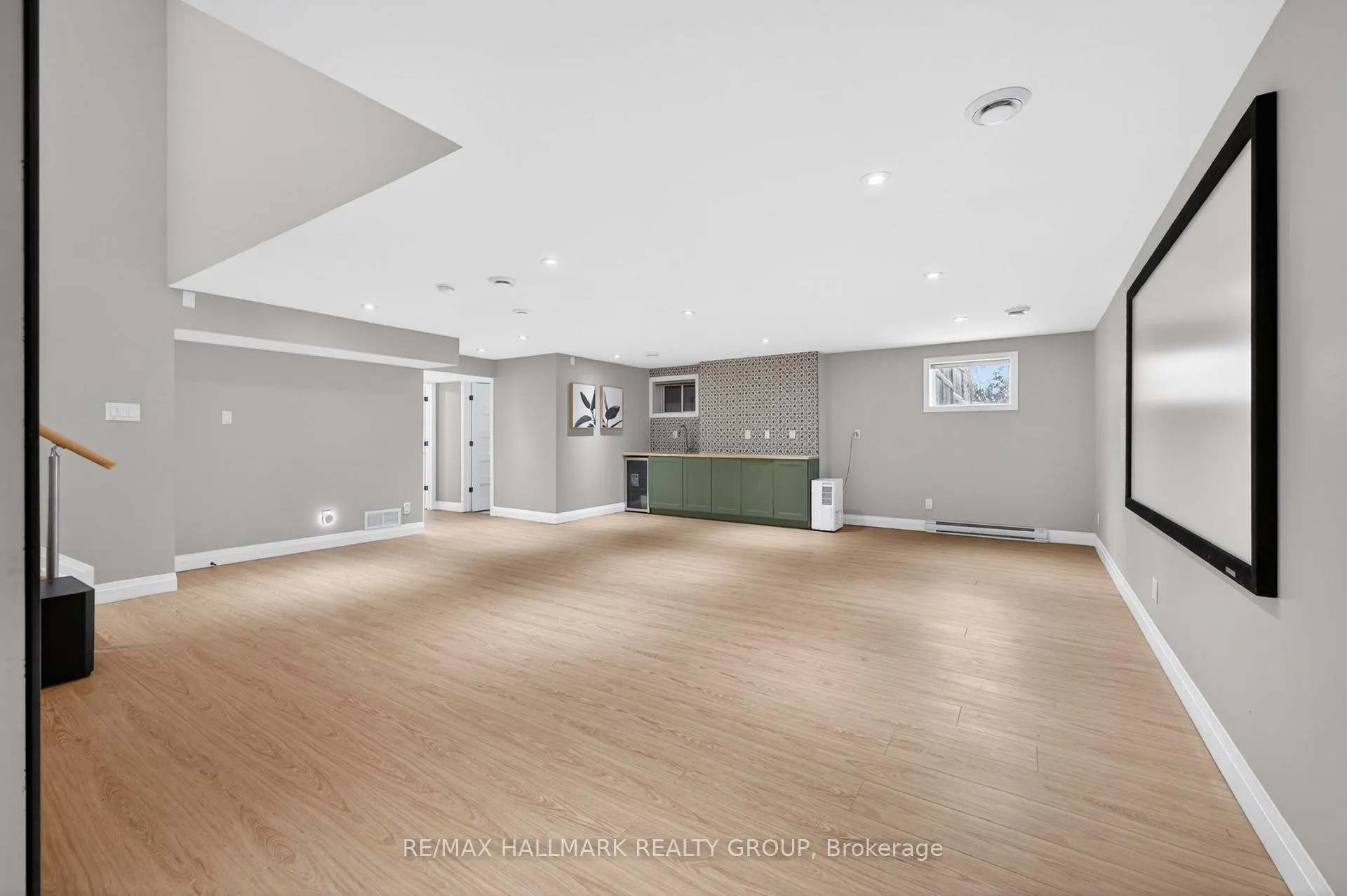 Photo 41 of 114 Rita Avenue, Ottawa, Meadowlands/St. Claire Gardens — HOMEH