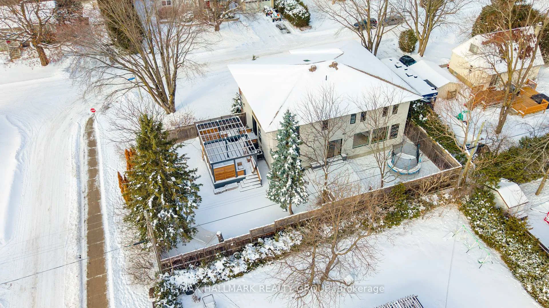 Photo 50 of 114 Rita Avenue, Ottawa, Meadowlands/St. Claire Gardens — HOMEH