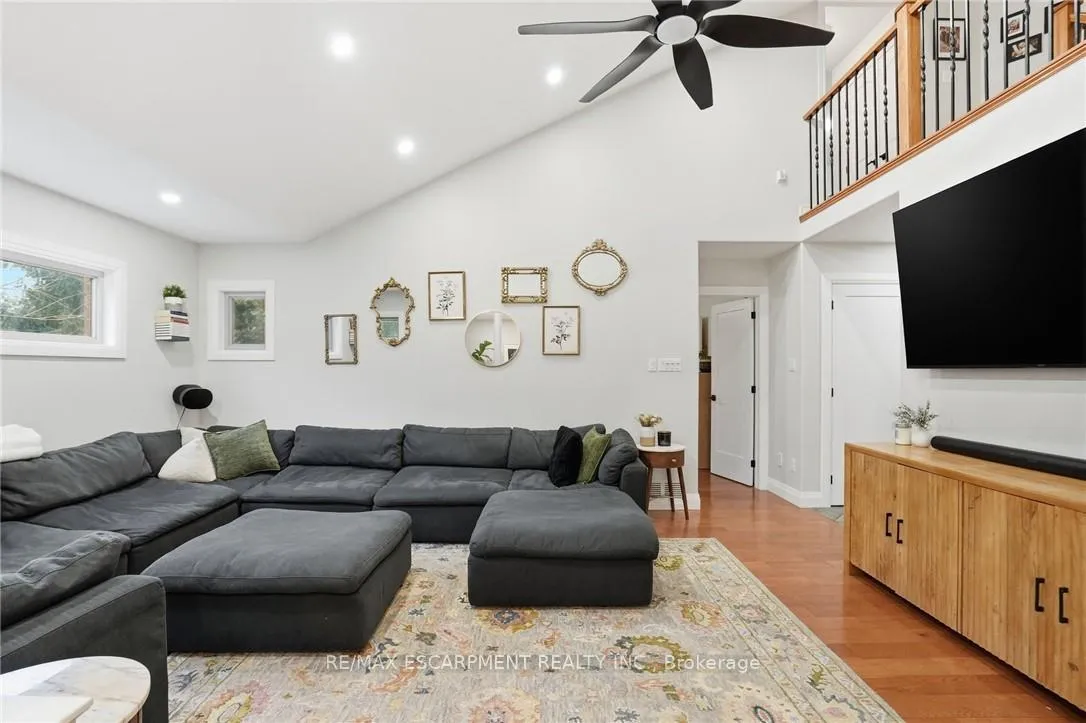 Photo 14 of 17 Krieghoff Drive, Hamilton, Kennedy — HOMEH