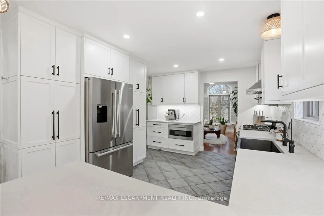 Photo 24 of 17 Krieghoff Drive, Hamilton, Kennedy — HOMEH
