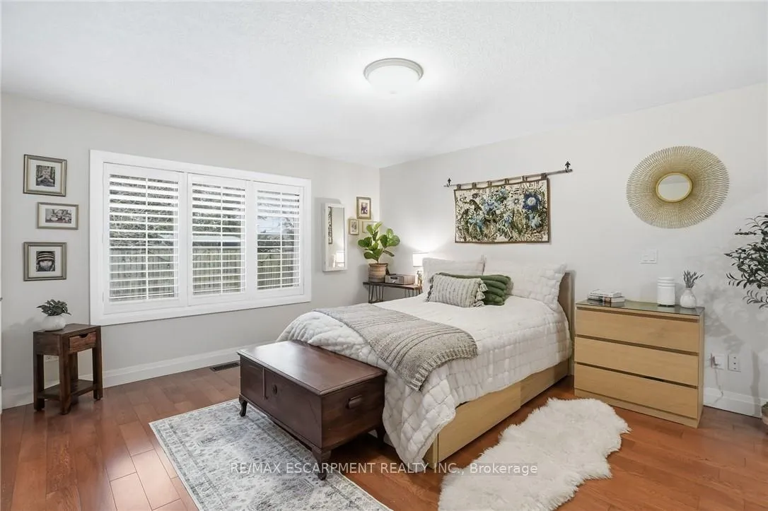Photo 33 of 17 Krieghoff Drive, Hamilton, Kennedy — HOMEH