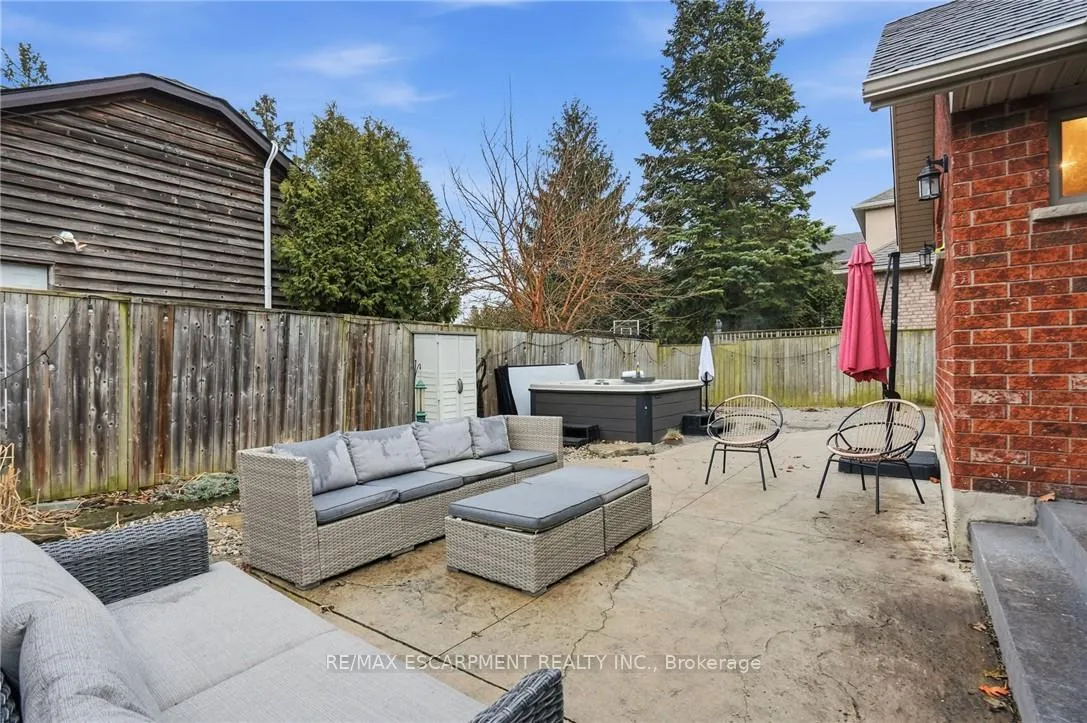 Photo 43 of 17 Krieghoff Drive, Hamilton, Kennedy — HOMEH