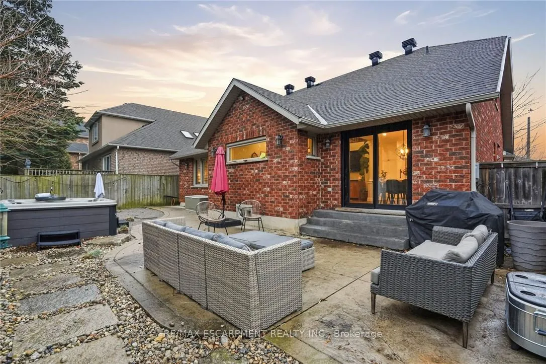 Photo 44 of 17 Krieghoff Drive, Hamilton, Kennedy — HOMEH