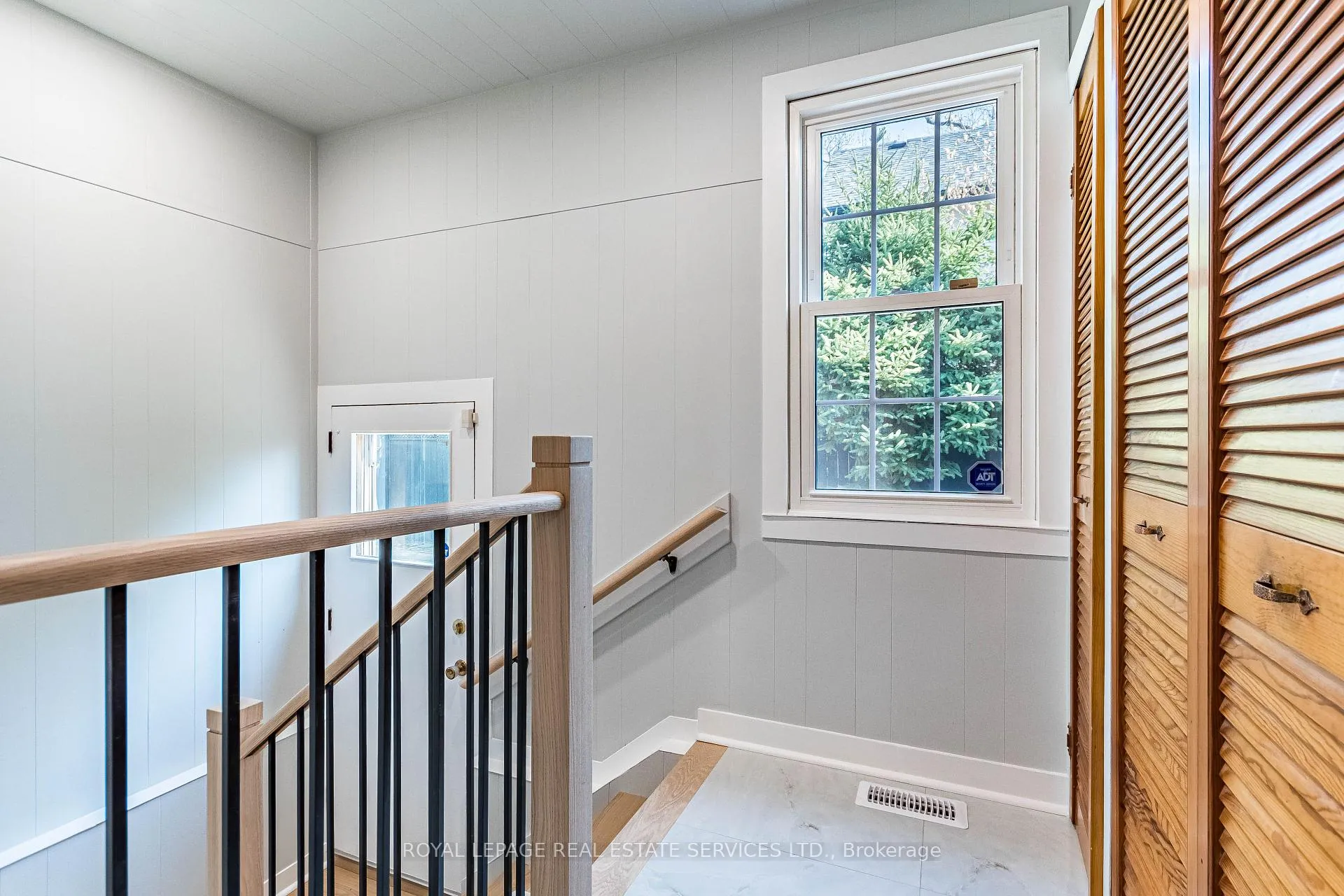 Photo 21 of 115 Wilson Street, Oakville, Central — HOMEH