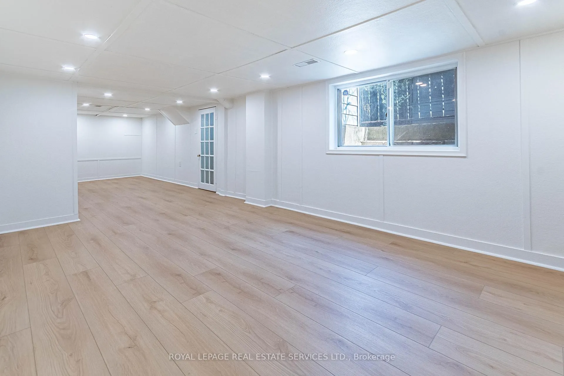 Photo 24 of 115 Wilson Street, Oakville, Central — HOMEH