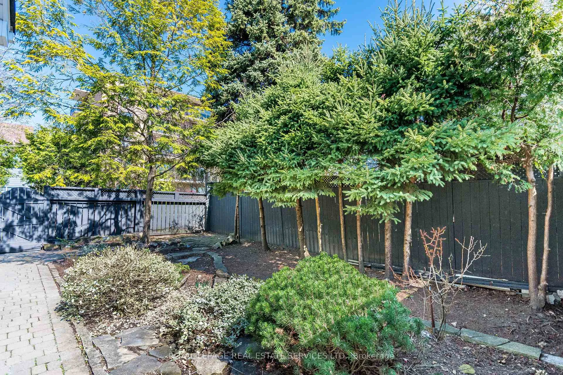 Photo 30 of 115 Wilson Street, Oakville, Central — HOMEH