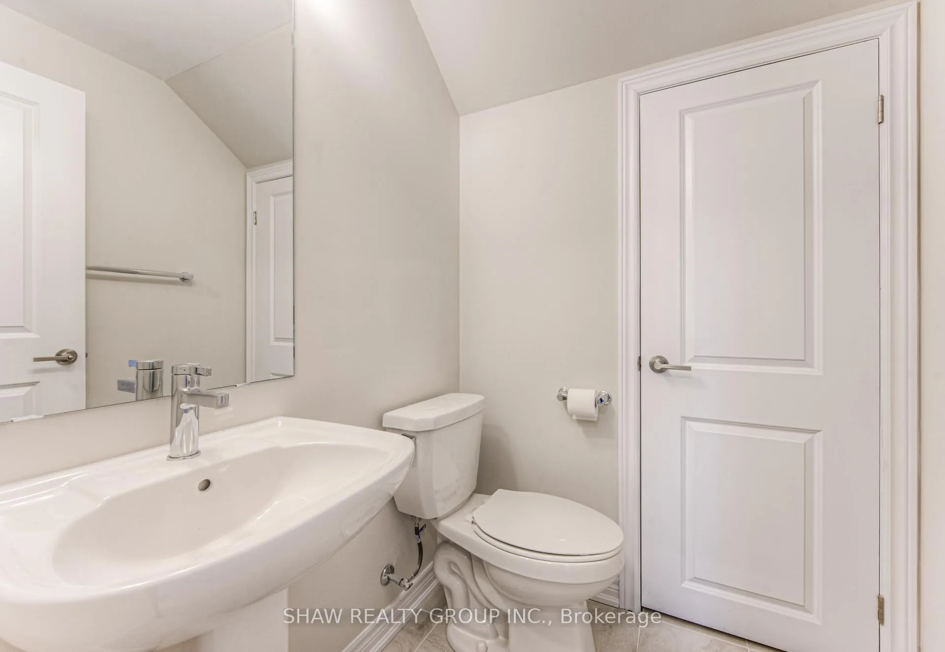 Photo 7 of Unit 90, 10 Birmingham Drive, Cambridge, Sheldon-Conestoga — HOMEH