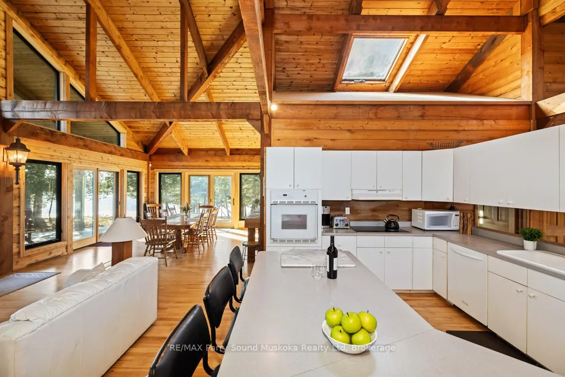 Photo 25 of 14 Silver Fox Drive, McKellar — HOMEH