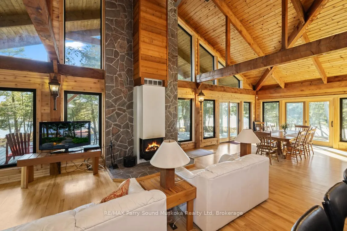 Photo 26 of 14 Silver Fox Drive, McKellar — HOMEH