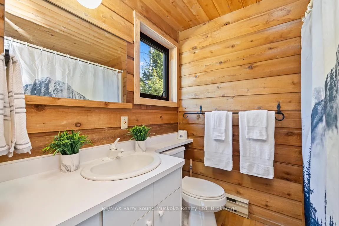Photo 35 of 14 Silver Fox Drive, McKellar — HOMEH