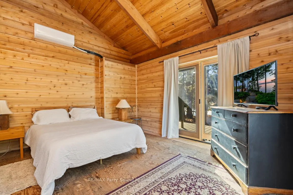 Photo 37 of 14 Silver Fox Drive, McKellar — HOMEH