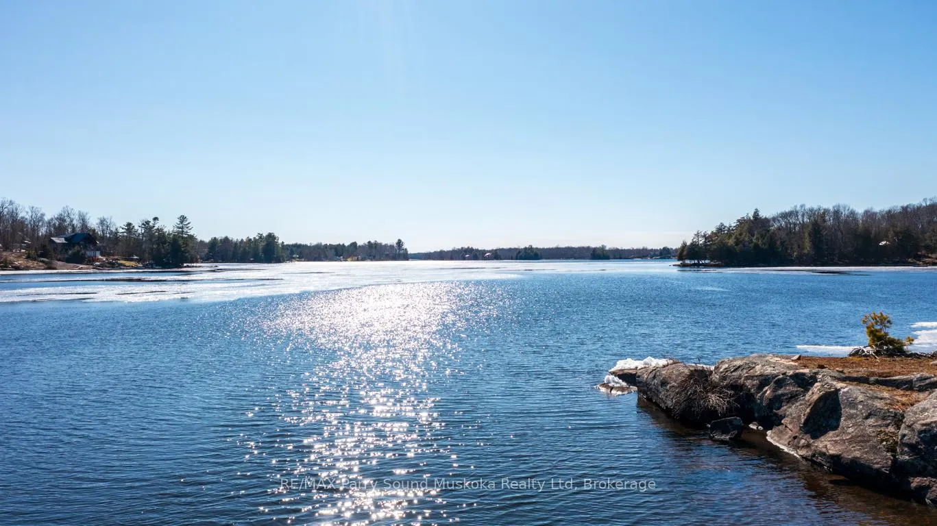 Photo 49 of 14 Silver Fox Drive, McKellar — HOMEH