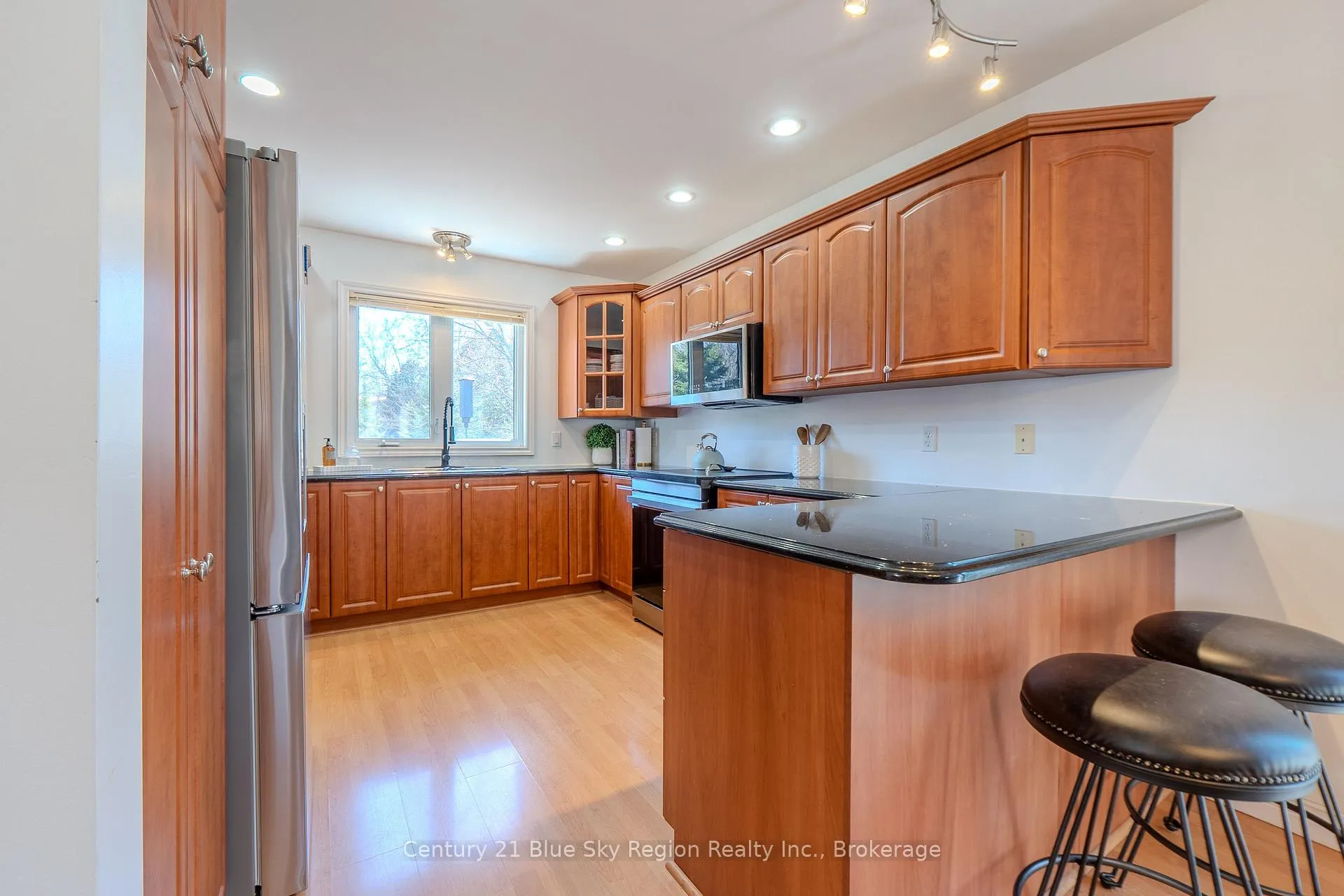 Photo 3 of 60 Mariah Street, North Bay, Ferris — HOMEH