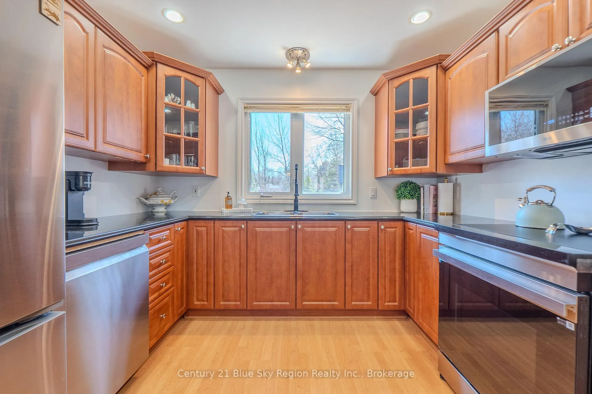 Photo 5 of 60 Mariah Street, North Bay, Ferris — HOMEH