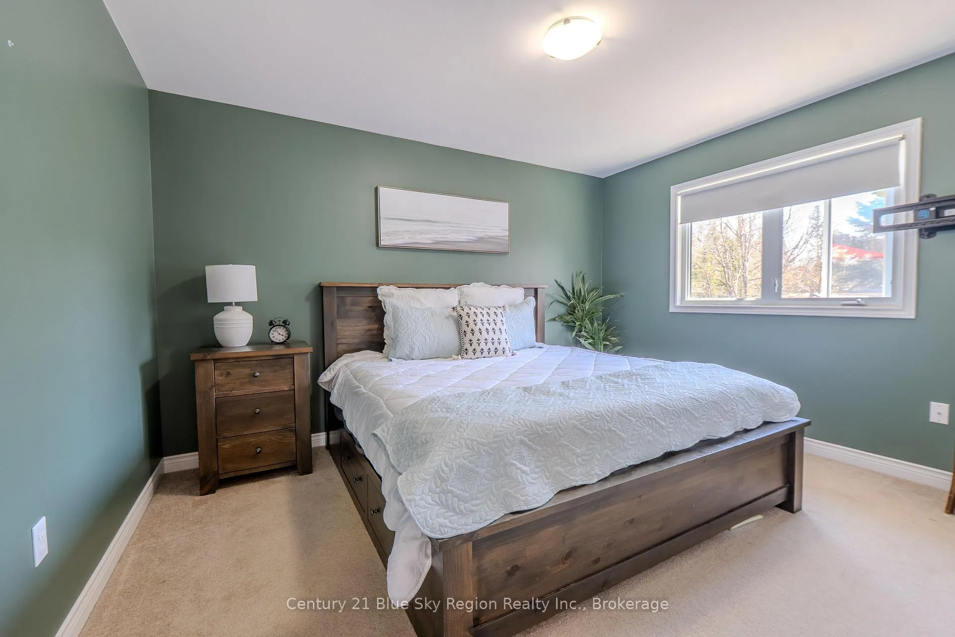 Photo 15 of 60 Mariah Street, North Bay, Ferris — HOMEH