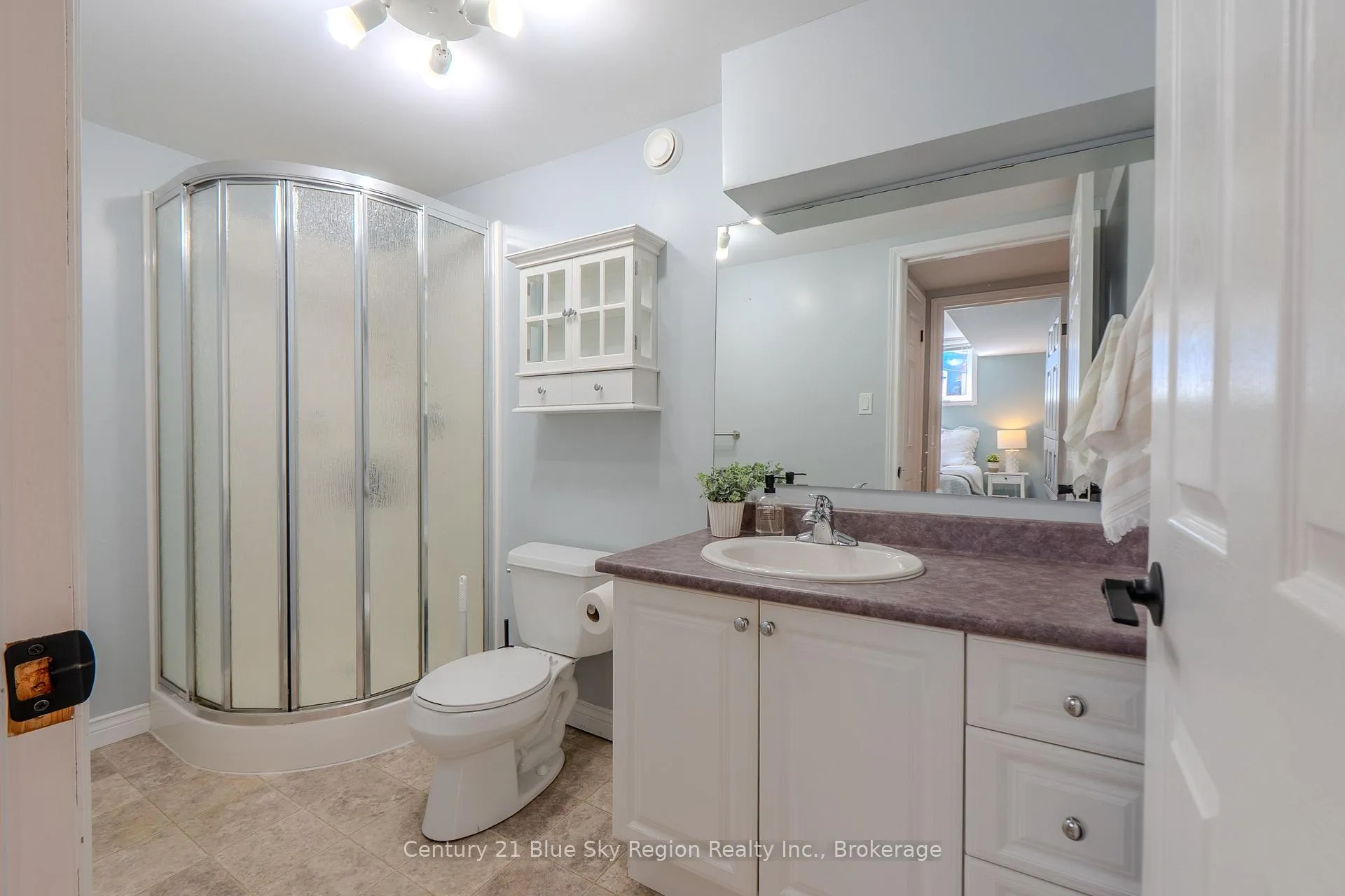 Photo 27 of 60 Mariah Street, North Bay, Ferris — HOMEH
