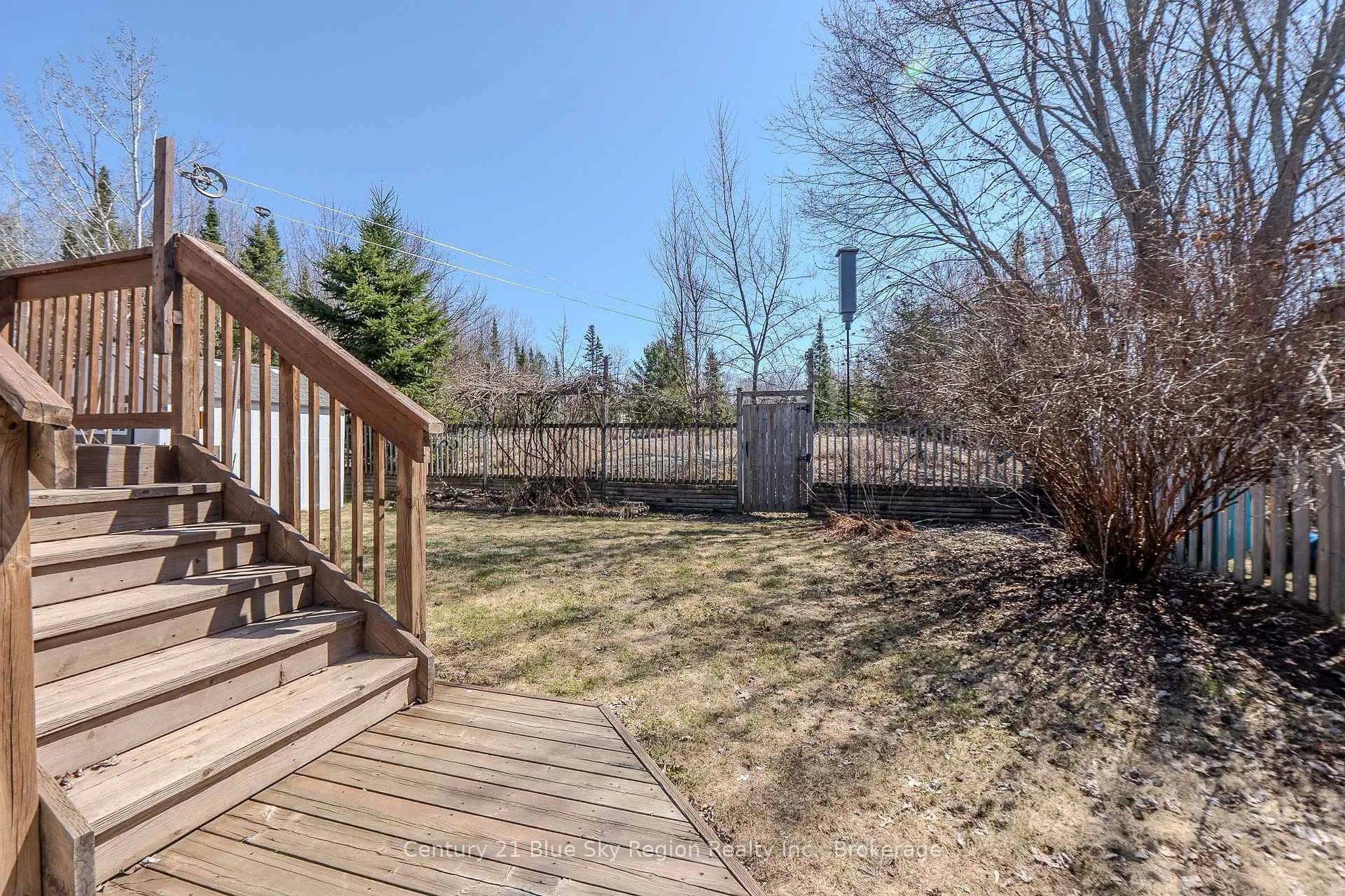 Photo 31 of 60 Mariah Street, North Bay, Ferris — HOMEH