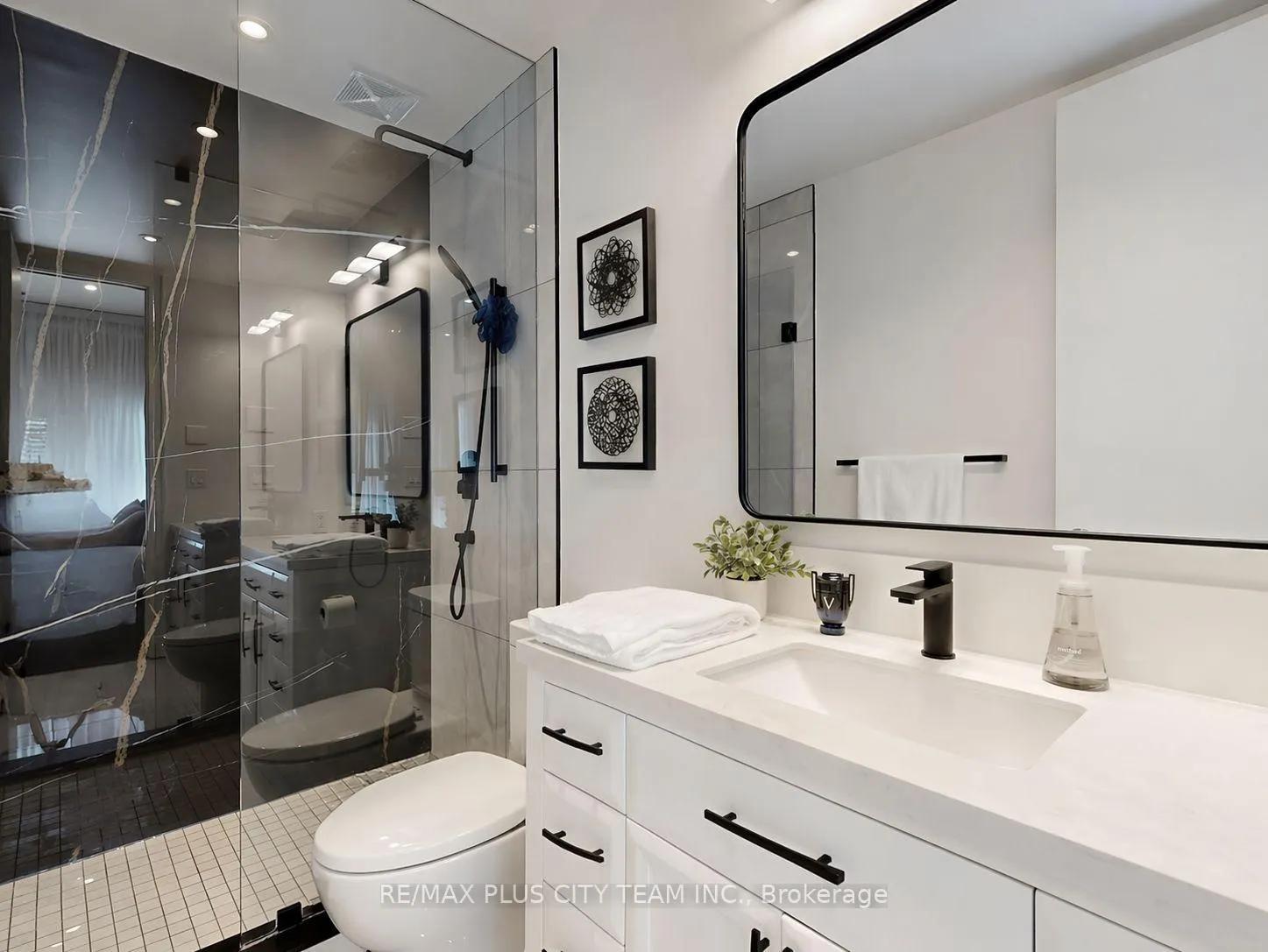 Photo 16 of Unit 202, 39 Queens Quay E, Toronto, Waterfront Communities — HOMEH