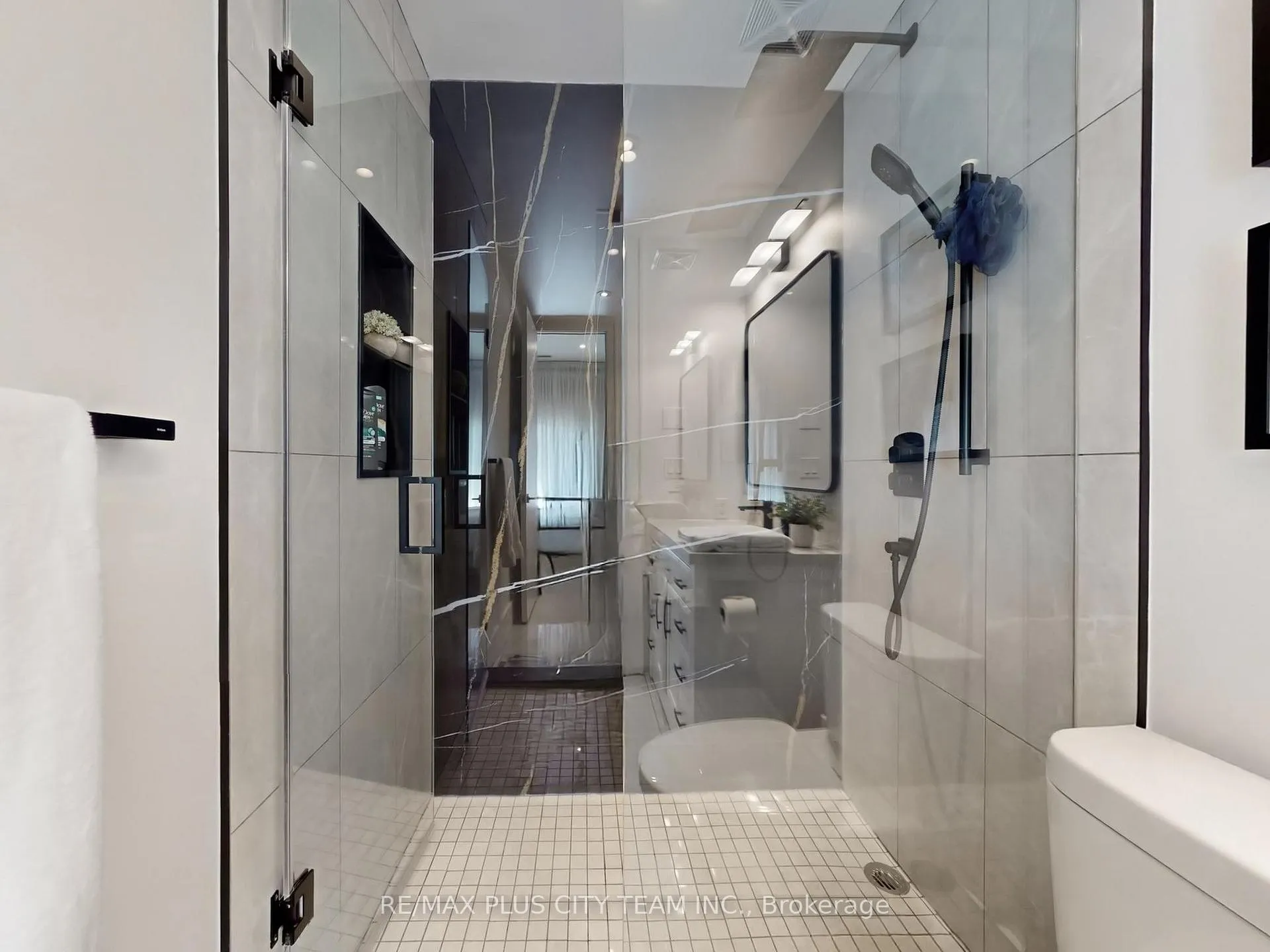Photo 17 of Unit 202, 39 Queens Quay E, Toronto, Waterfront Communities — HOMEH