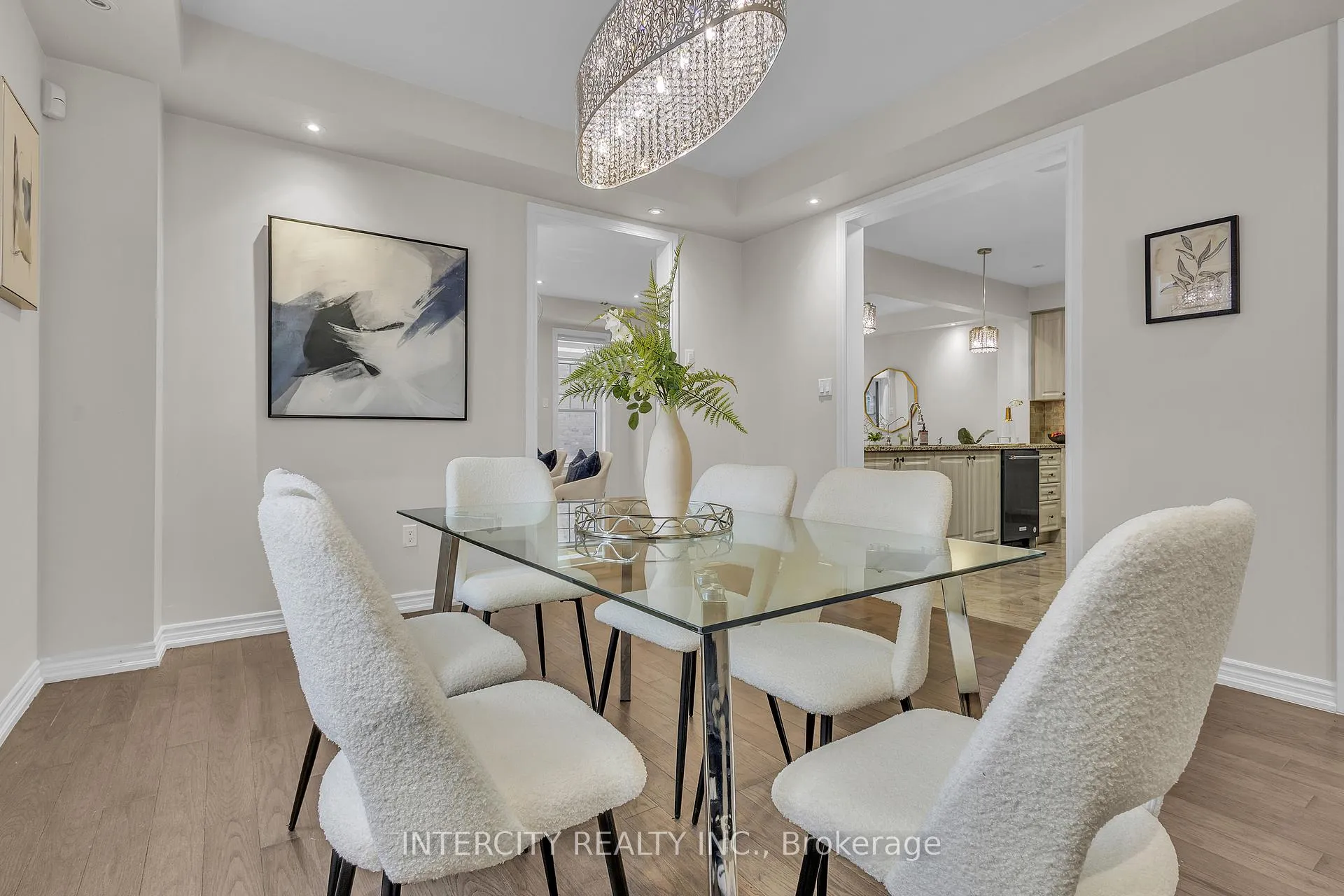 Photo 16 of 45 Roulette Crescent, Brampton, Bram West — HOMEH