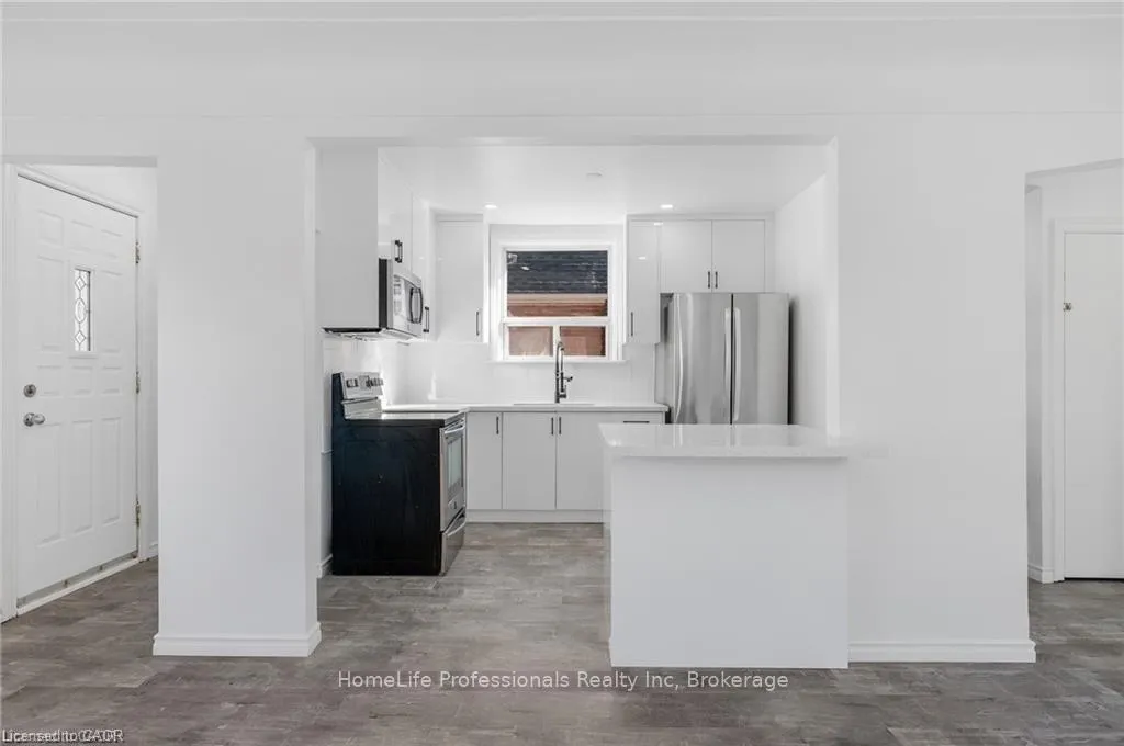 Photo 11 of 284 Brucedale Avenue E, Hamilton, Inch Park — HOMEH