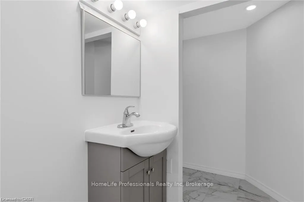 Photo 29 of 284 Brucedale Avenue E, Hamilton, Inch Park — HOMEH