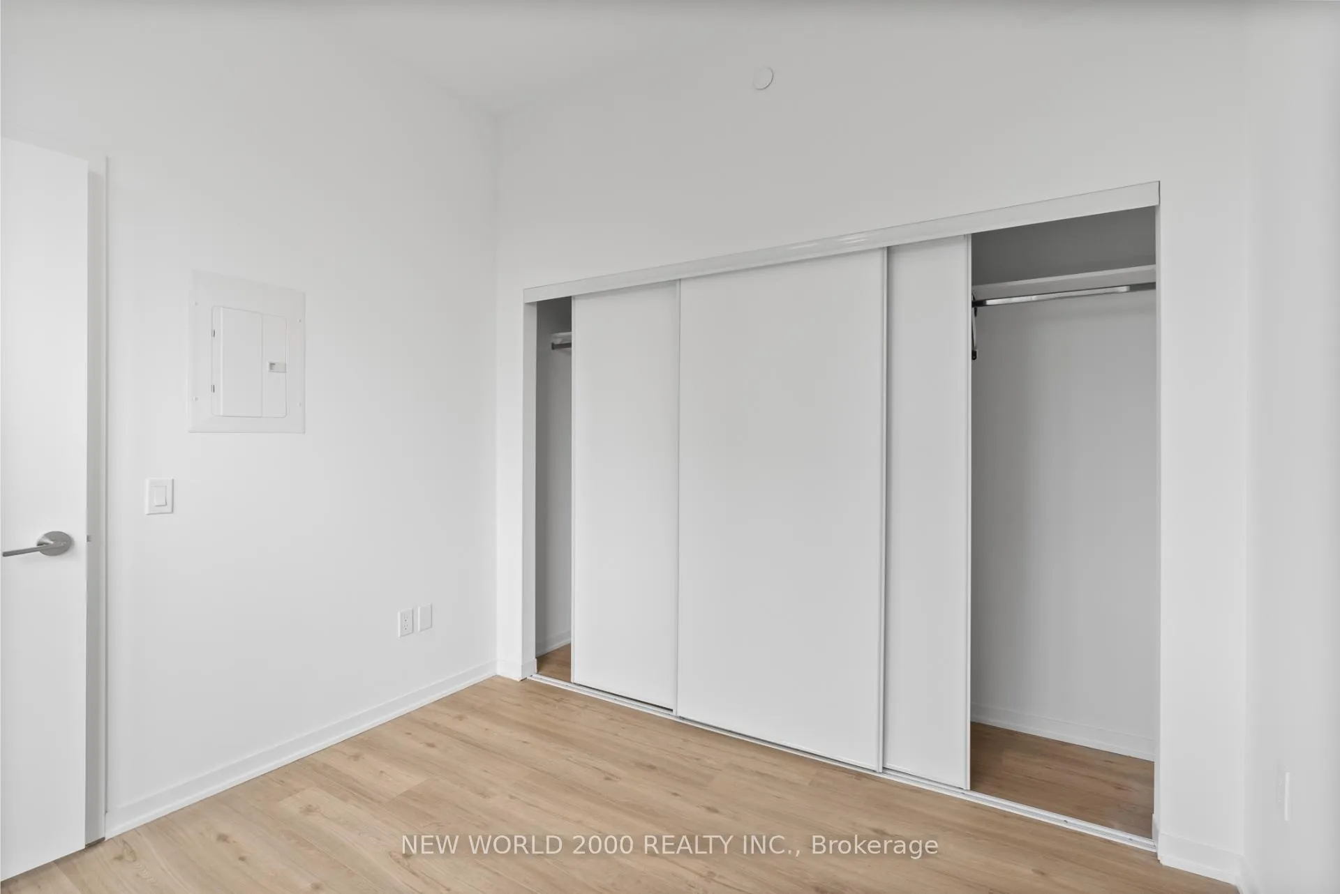 Photo 24 of Unit 3809, 101 Roehampton Avenue, Toronto, Mount Pleasant West — HOMEH