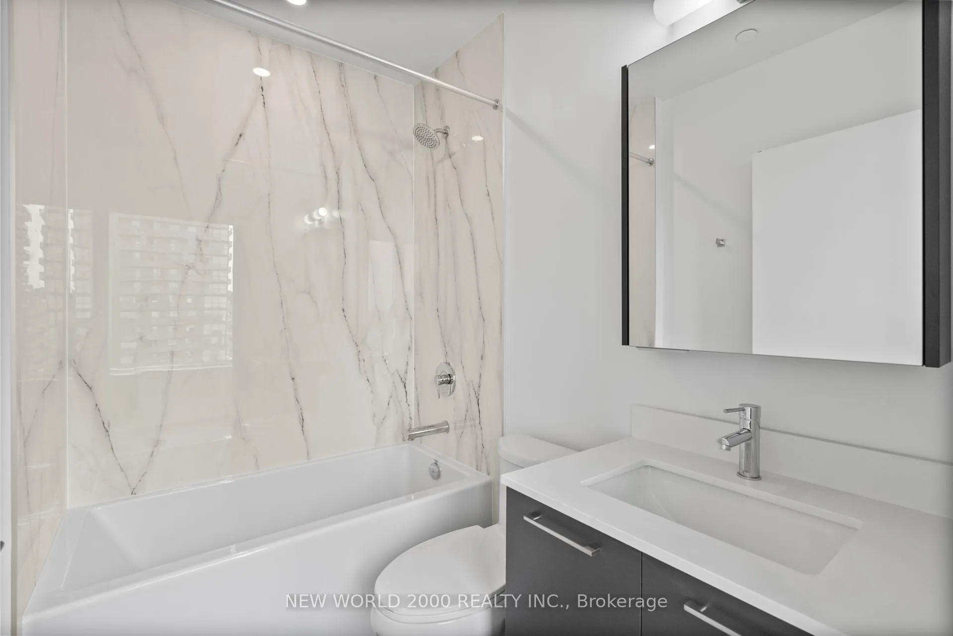 Photo 25 of Unit 3809, 101 Roehampton Avenue, Toronto, Mount Pleasant West — HOMEH