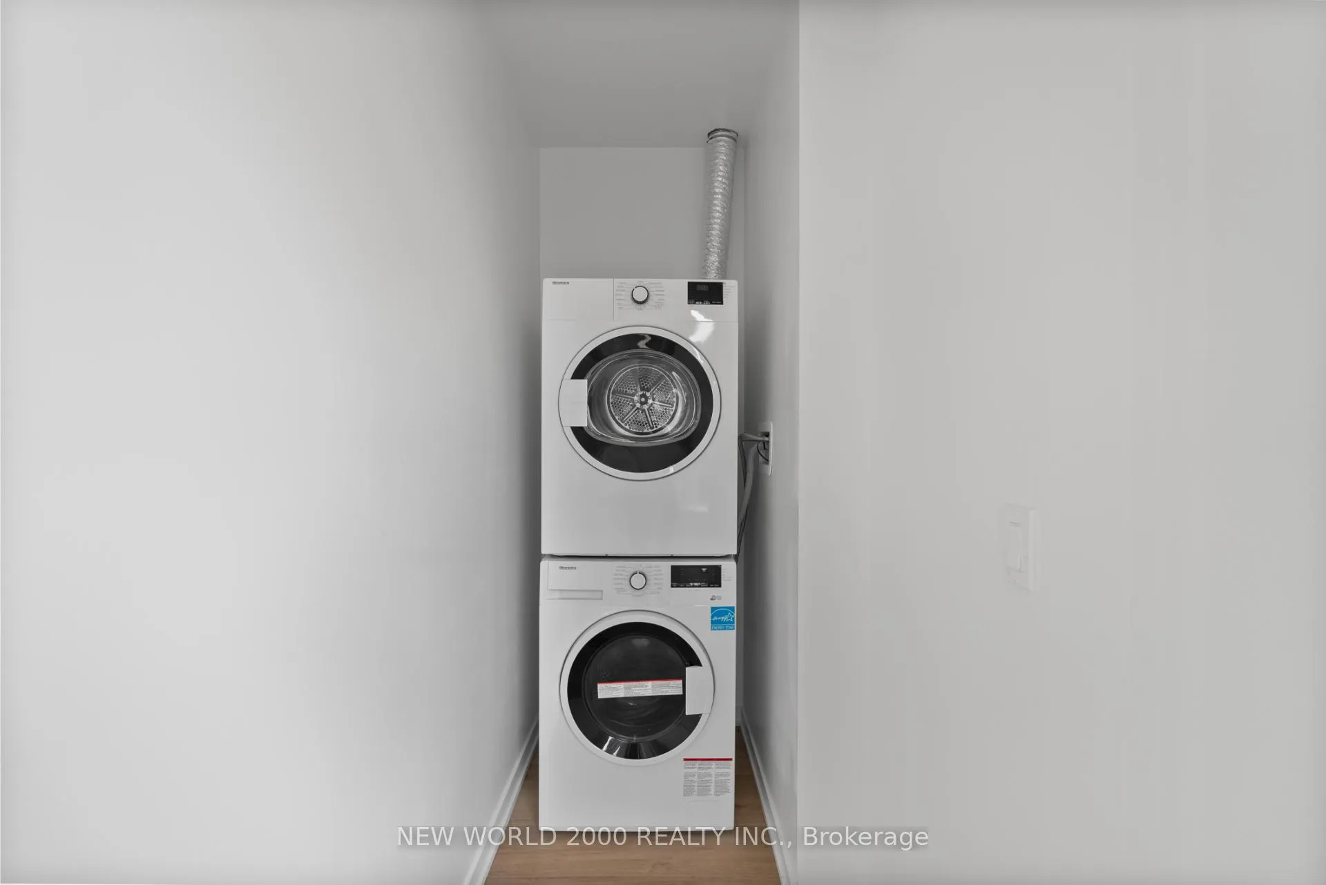 Photo 26 of Unit 3809, 101 Roehampton Avenue, Toronto, Mount Pleasant West — HOMEH