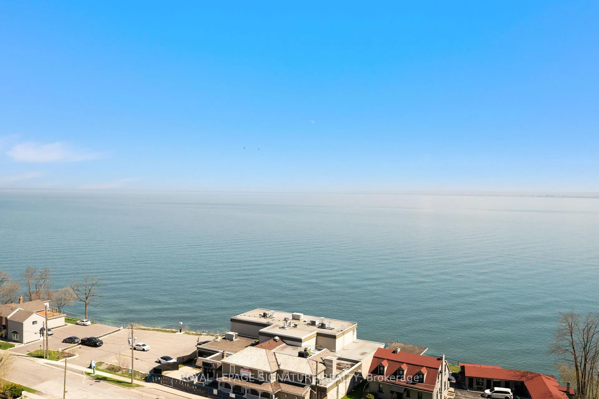 Photo 7 of Unit 1104, 2075 Lakeshore Road, Burlington, Brant — HOMEH
