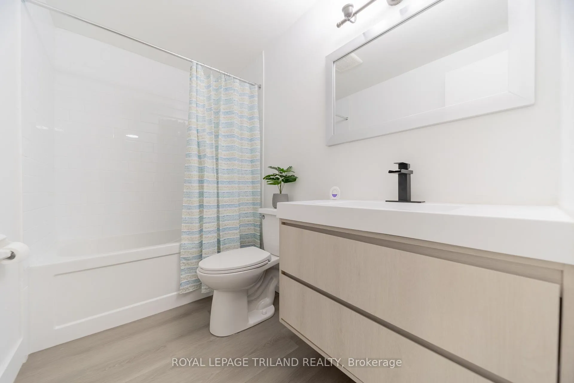 Photo 38 of Unit 74, 1600 Culver Drive, London, East H — HOMEH