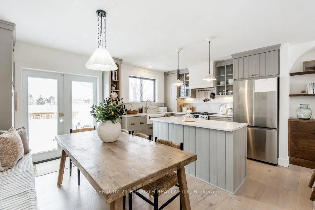 Photo 10 of 7845 Yonge Street, Innisfil, Stroud — HOMEH