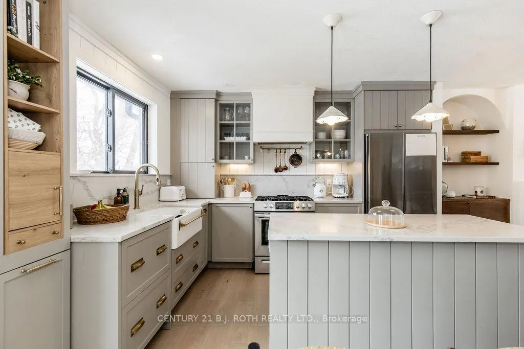 Photo 11 of 7845 Yonge Street, Innisfil, Stroud — HOMEH