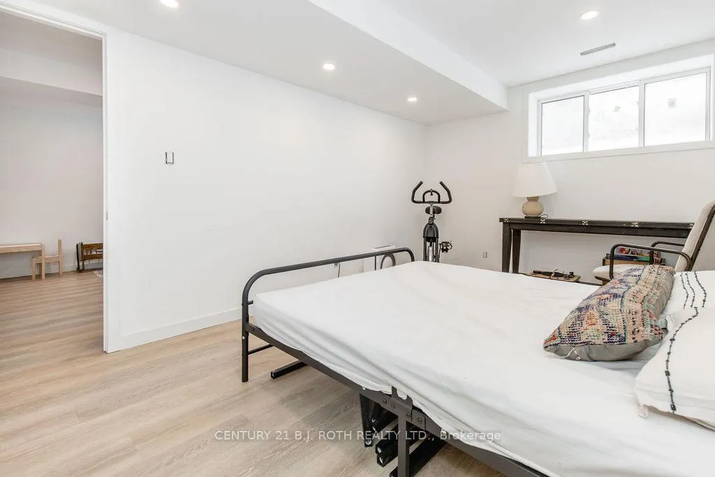 Photo 36 of 7845 Yonge Street, Innisfil, Stroud — HOMEH