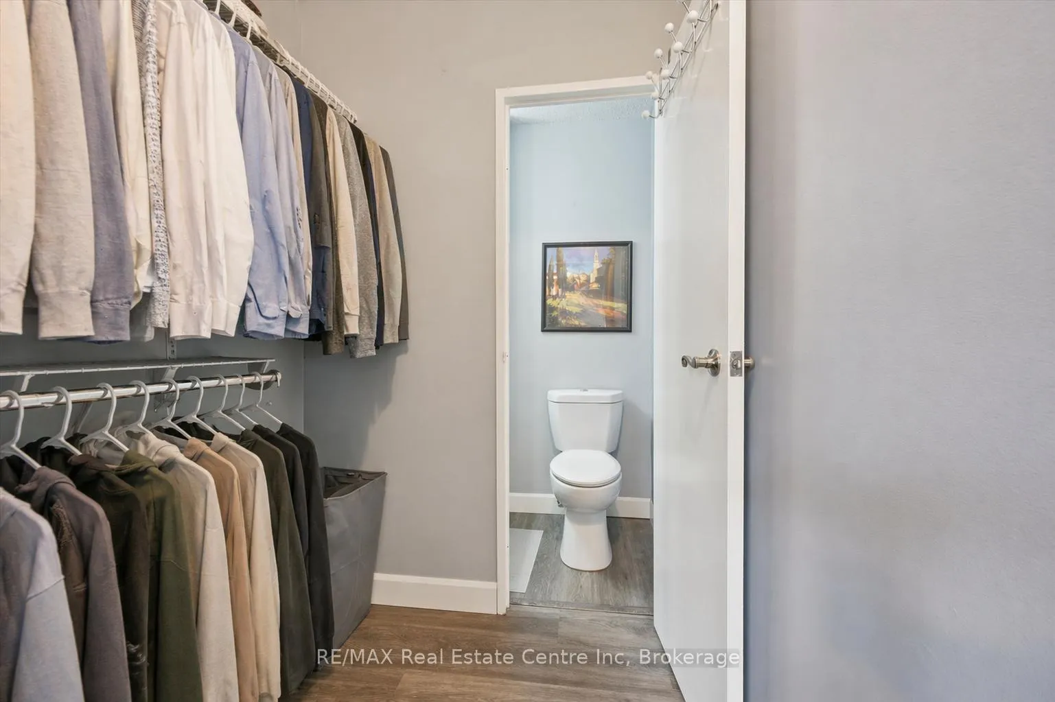 Photo 8 of Unit 302, 89 Westwood Road, Guelph, Willow West/Sugarbush/West Acres — HOMEH