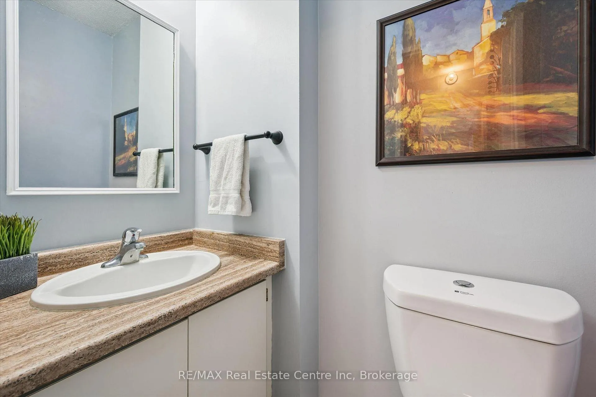 Photo 9 of Unit 302, 89 Westwood Road, Guelph, Willow West/Sugarbush/West Acres — HOMEH