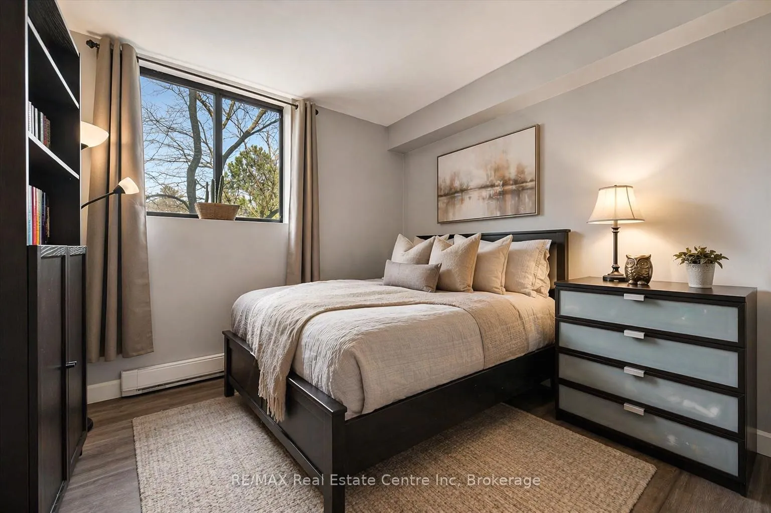 Photo 10 of Unit 302, 89 Westwood Road, Guelph, Willow West/Sugarbush/West Acres — HOMEH