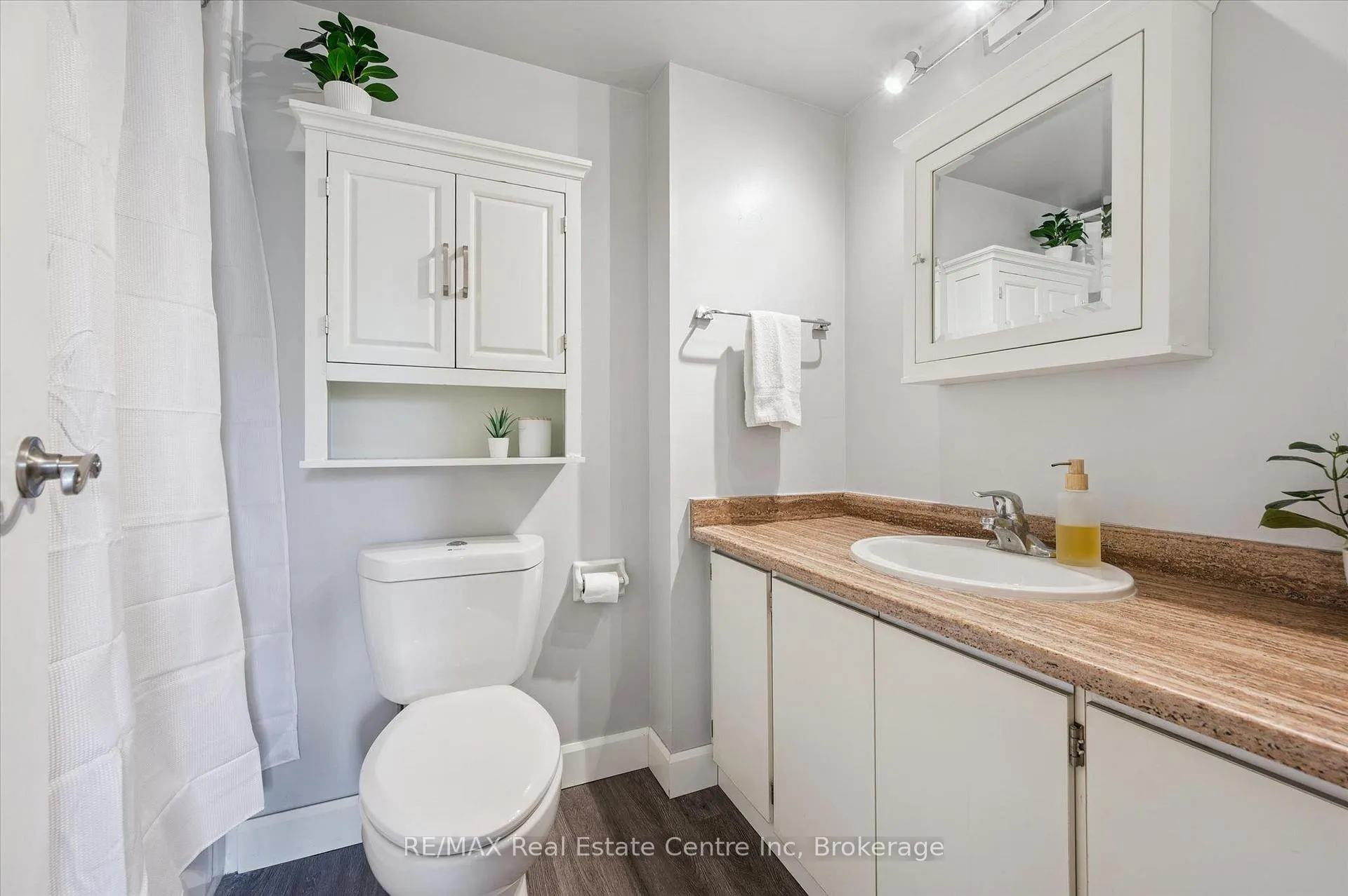 Photo 11 of Unit 302, 89 Westwood Road, Guelph, Willow West/Sugarbush/West Acres — HOMEH