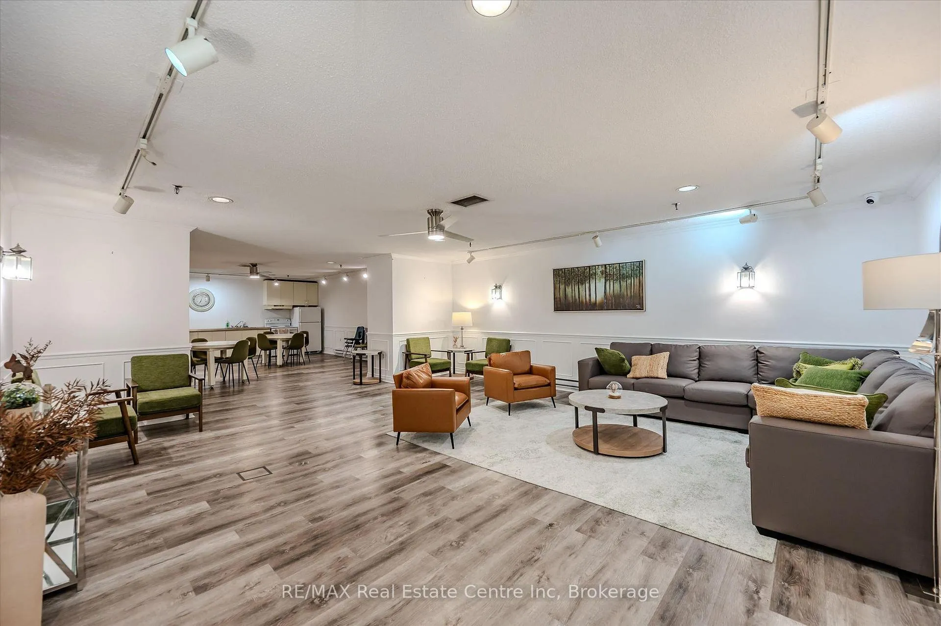 Photo 16 of Unit 302, 89 Westwood Road, Guelph, Willow West/Sugarbush/West Acres — HOMEH