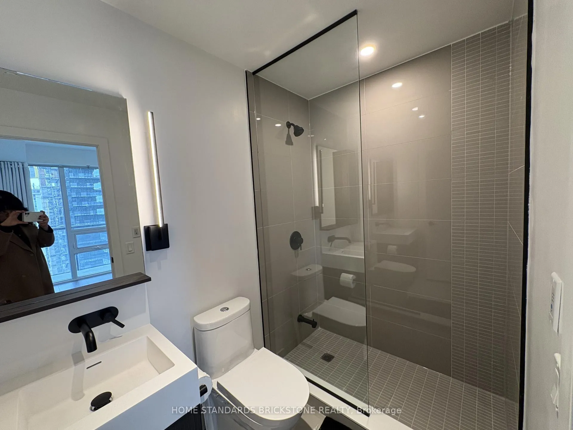 Photo 10 of Unit 2106, 117 Broadway Avenue, Toronto, Mount Pleasant West — HOMEH