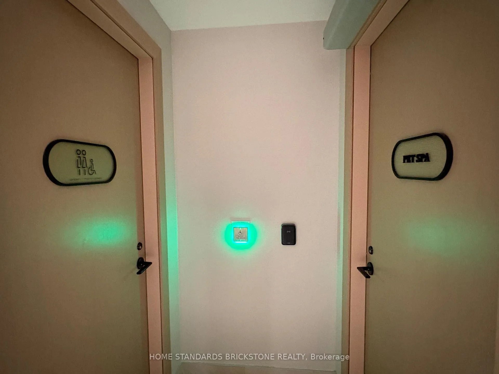 Photo 15 of Unit 2106, 117 Broadway Avenue, Toronto, Mount Pleasant West — HOMEH