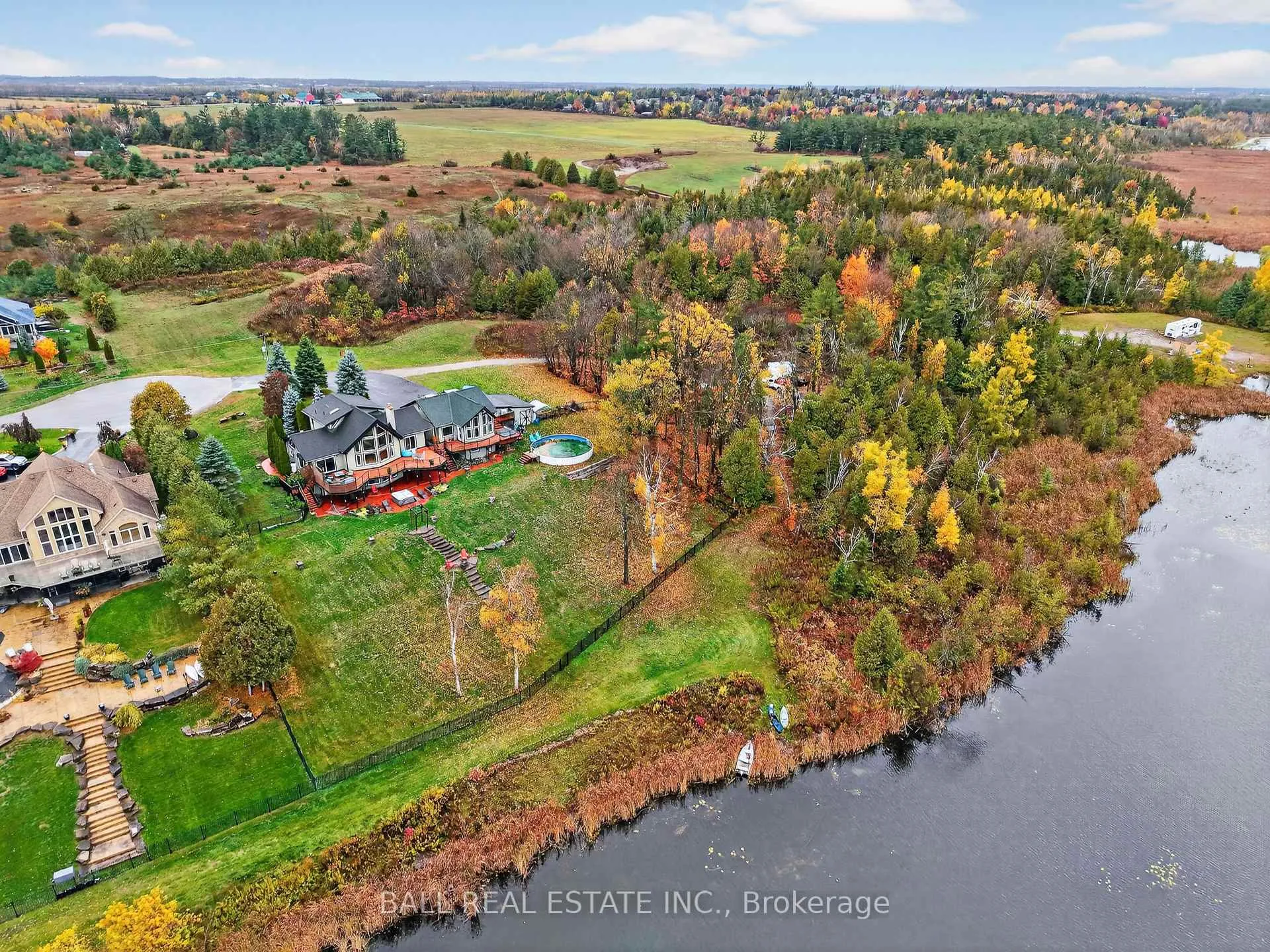 Photo 2 of 151 Peller Court, Kawartha Lakes, Verulam — HOMEH