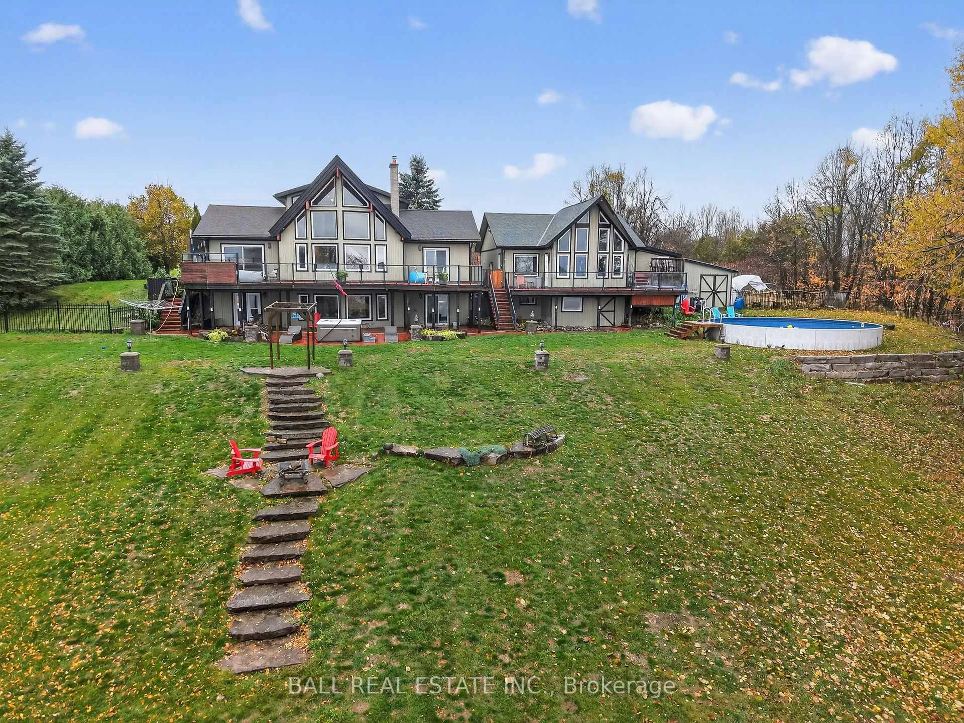 Photo 3 of 151 Peller Court, Kawartha Lakes, Verulam — HOMEH