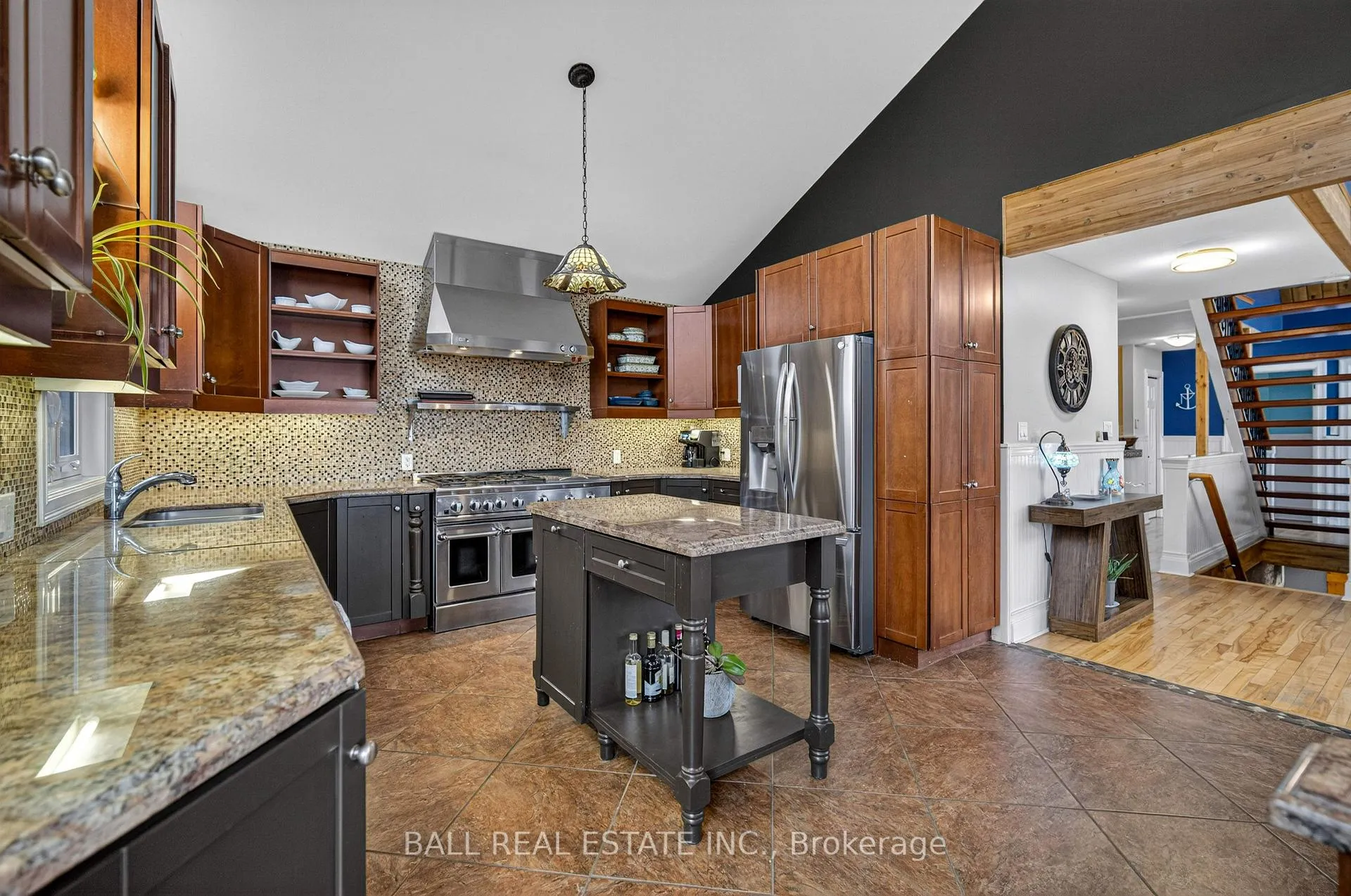 Photo 16 of 151 Peller Court, Kawartha Lakes, Verulam — HOMEH
